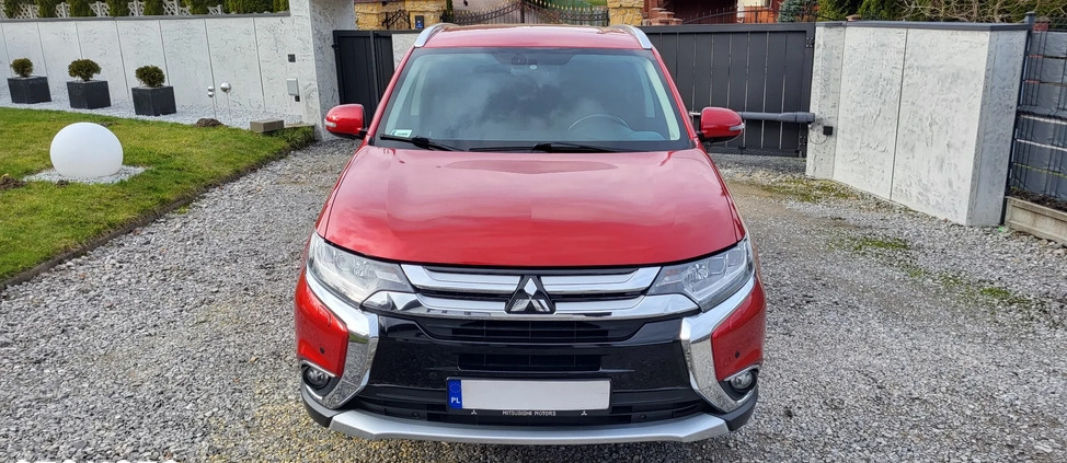 Mitsubishi Outlander cena 87900 przebieg: 85000, rok produkcji 2016 z Kielce małe 466